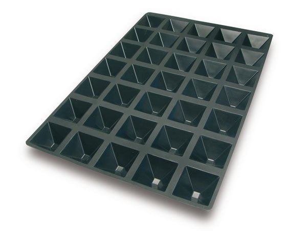 Форма силиконовая "пирамида" Silikomart SQ010 (65х65мм,h35мм,60мл)