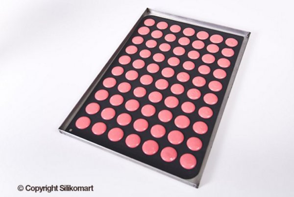 Силіконовий лист Silikomart MAC02 Macarons на 70штук (d40мм,600х400мм) 