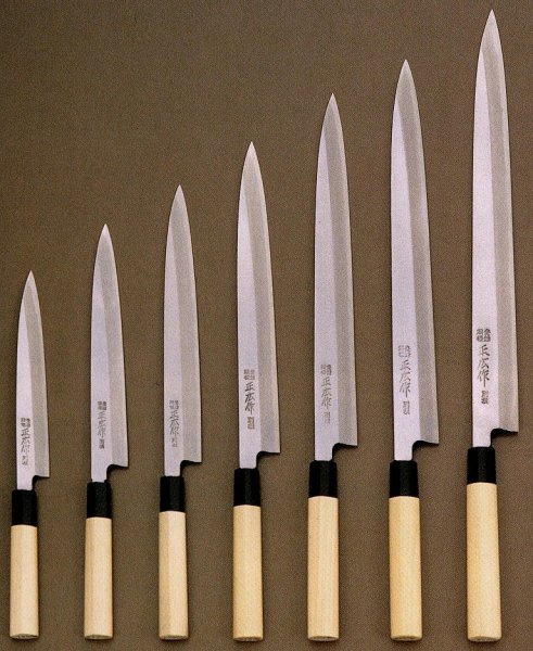 Нож Янагиба Masahiro 16219 Yanagiba, 24см