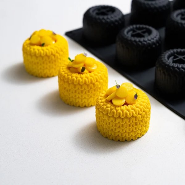 Силиконовая форма Pavoni PX43130 Regalia (d70мм,h48мм,140мл)