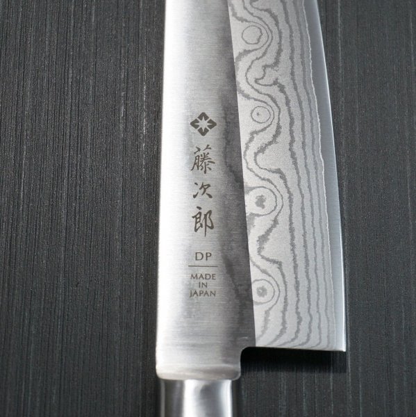Нож универсальный Tojiro DP Damascus F-651, 15см