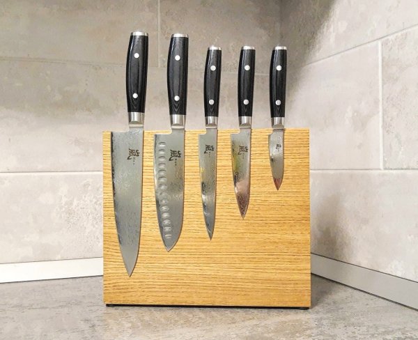 Набор из 6 ножей Yaxell Ran с магнитным держателем YR-62824