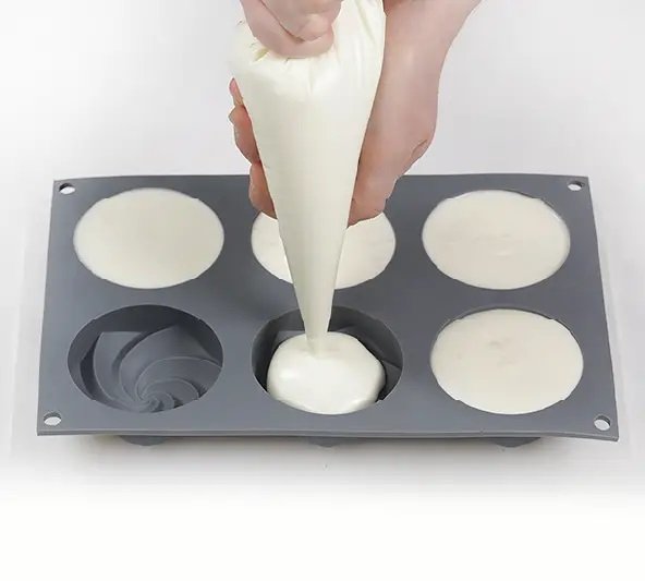 Силиконовая форма Mini SPIRAL Tart by Dinara Kasko (d70мм,75мл,6шт)