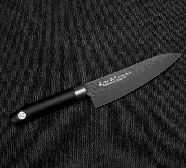 Нож Поварской Шеф малый Satake Swordsmith Black 805-711, 135мм