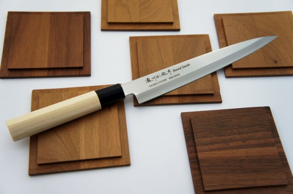 Кухонный нож Янагиба Satake Yanagiba 804-134, 210мм