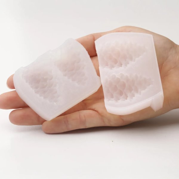 Набір форм "шишки" Cones by Dinara Kasko (d15/20/25мм,h25/35/45мм,7шт)