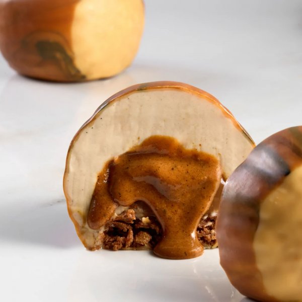 Силиконовая форма "фундук" Pavoni PX43137 Hazelnut (68x60мм,h52мм,120мл)