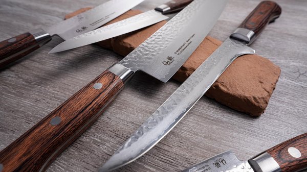 Кухонный нож Suncraft Senzo Universal FT-08 универсальный, 15см